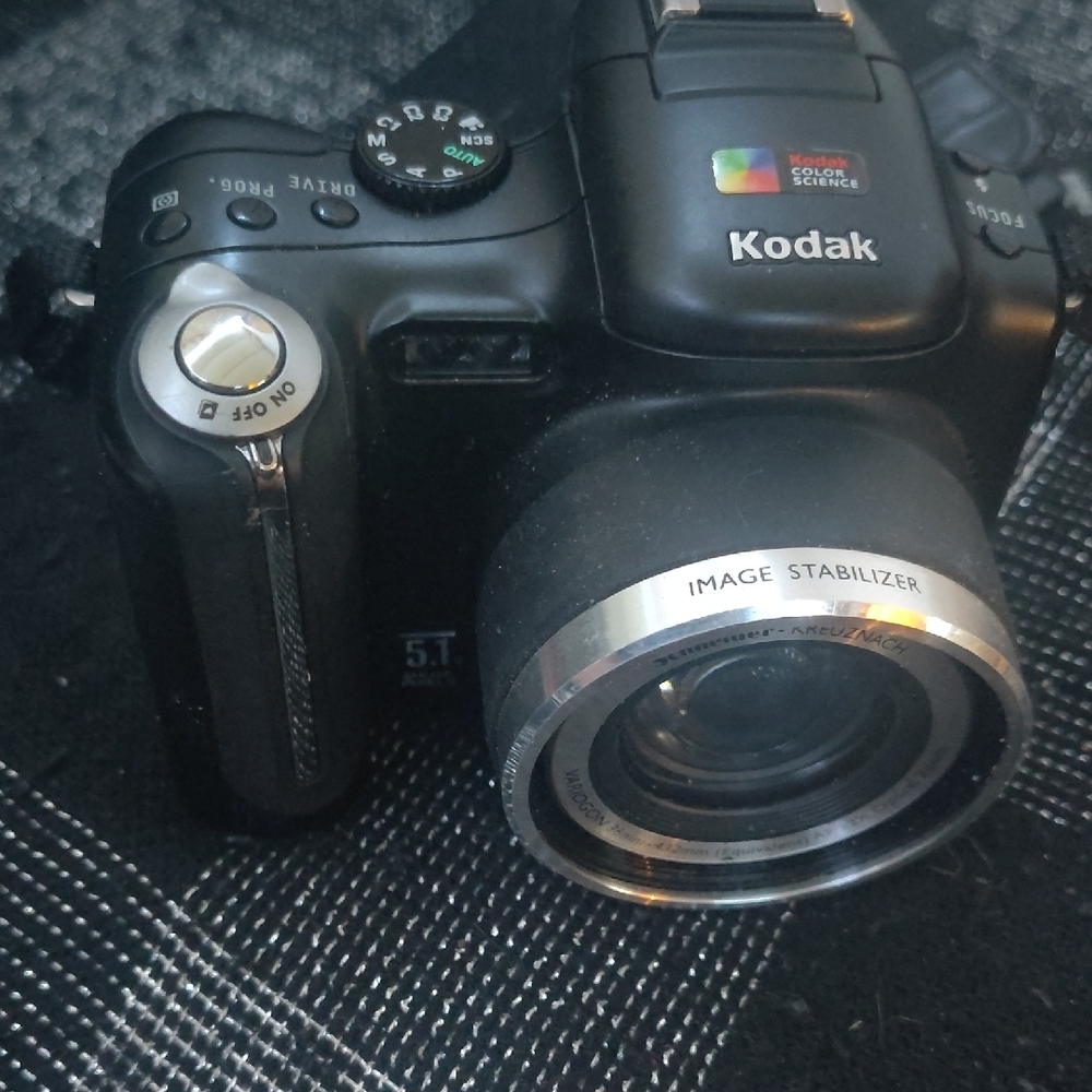 Kodak EasyShare P850 5.1MP Digital Camera #2545
